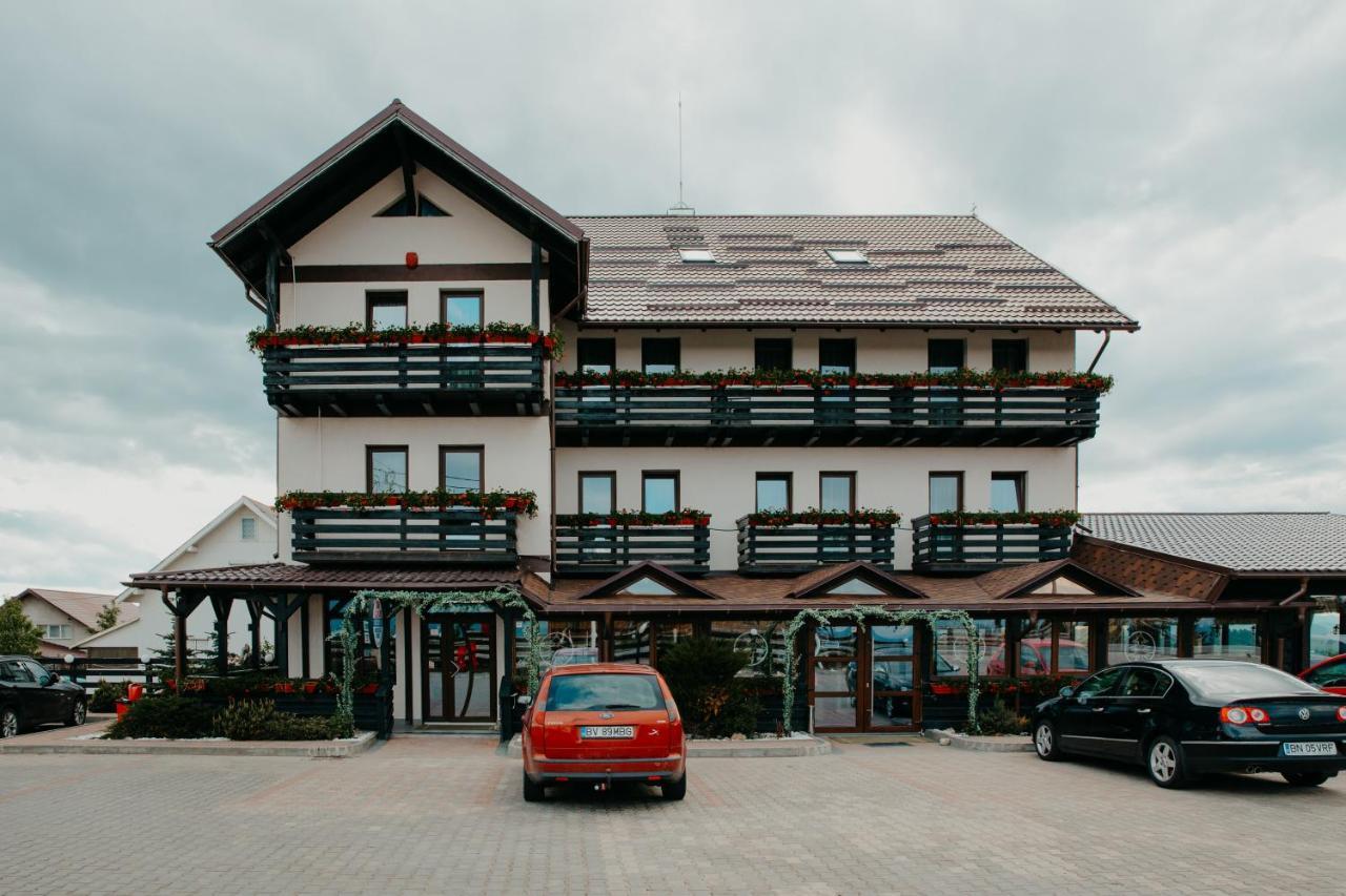 Popasul Transilvania Piatra Fântânele Eksteriør bilde
